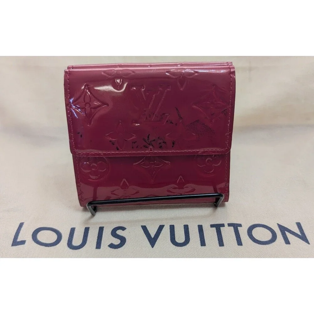 Louis Vuitton Authentic Monogram VERNIS Pomme D'amour Trifold Purse Wallet Auth
